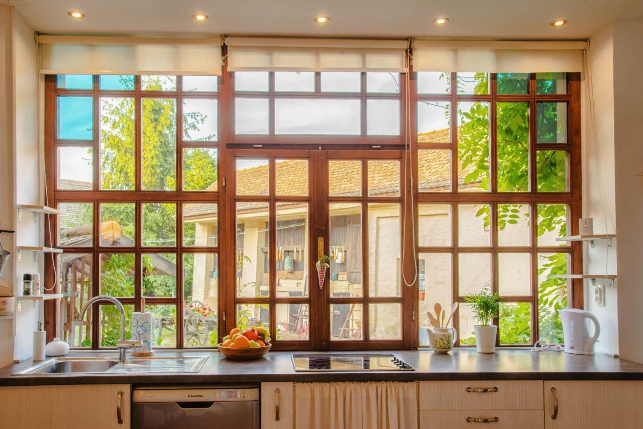 Apartment Tri Mudraca Karanac 外观 照片